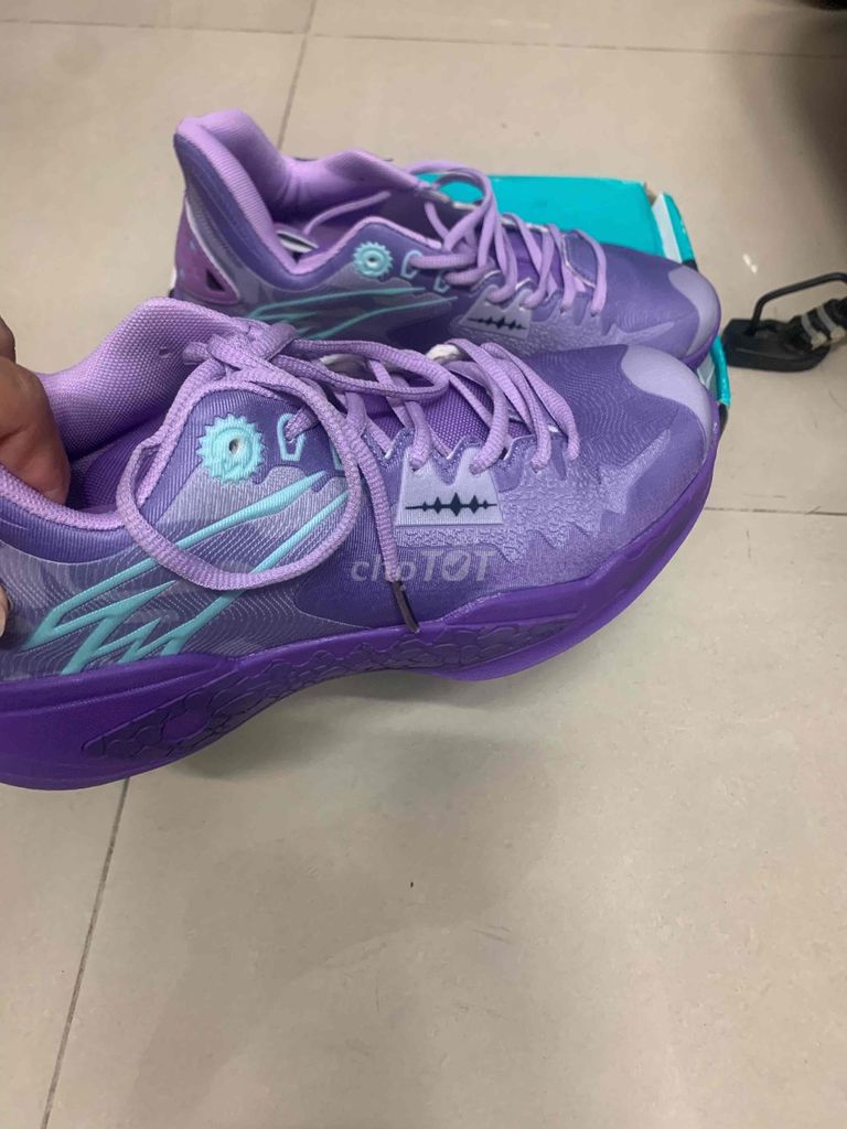Giày bóng rổ S42 Nam Tím size 42. Mua bán Giày dép tại Quận Tân Phú Tp Hồ Chí Minh được đăng bởi Chị Trâm hình 1