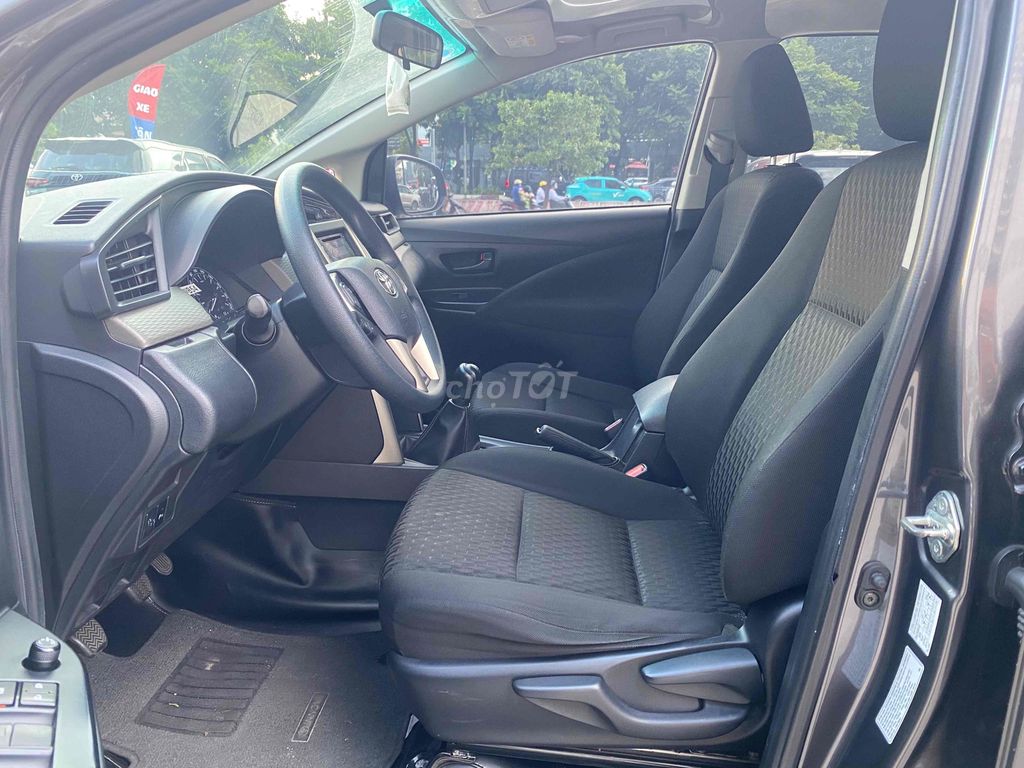 Toyota Innova 2018 2.0E - 49000 km. Mua bán Ô tô tại Quận Bình Thạnh Tp Hồ Chí Minh được đăng bởi Toyota Sure hình 12