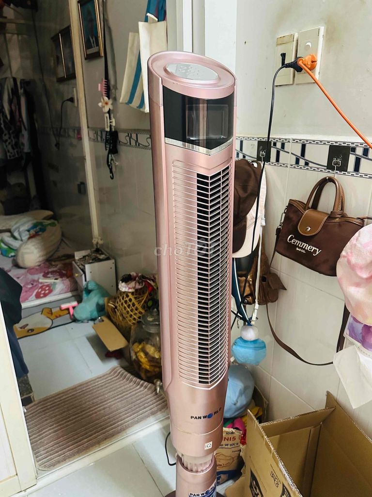 Quạt tháp Panworld Hồng Thái Lan còn mới. Mua bán Quạt tại Quận 4 Tp Hồ Chí Minh được đăng bởi Tên chưa cung cấp hình 1