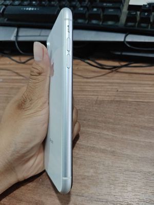 iPhone XR 64GB Trắng - Bản Quốc Tế. Mua bán Điện thoại tại Huyện Châu Thành Bến Tre được đăng bởi Vũ Nguyễn