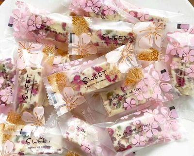 Kẹo nougat (kẹo hạnh phúc). Mua bán Đồ ăn, thực phẩm và các loại khác tại Thành phố Đà Lạt Lâm Đồng được đăng bởi Tiệm bánh Thanh Hà