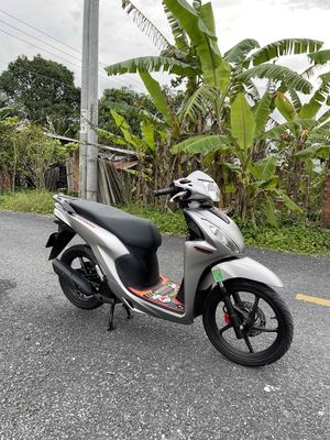 Cần bán Xe Víison bản thể thao zin đẹp keng. Mua bán Xe máy tại Huyện Lai Vung Đồng Tháp được đăng bởi Trương Hữu Phát