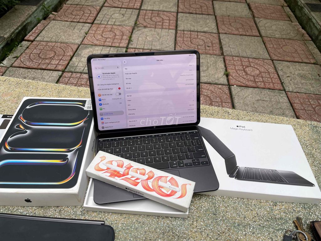 Apple iPad Pro M4 11 inch 256GB Wifi pin 100%. Mua bán Máy tính bảng tại Quận 12 Tp Hồ Chí Minh được đăng bởi Ba Đan Linh hình 1