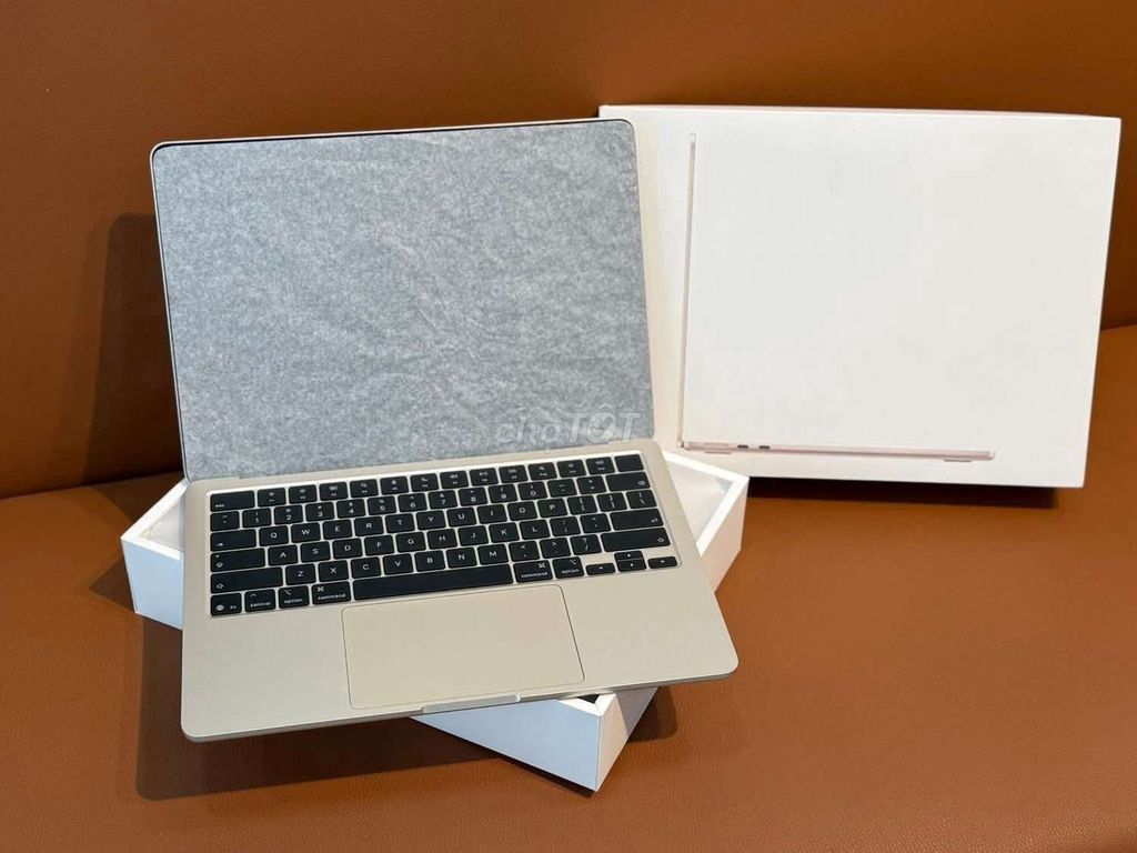 Apple Macbook Air M5 24GB/512GB Mới. Mua bán Laptop tại Quận 8 Tp Hồ Chí Minh được đăng bởi Hùng Cường hình 1