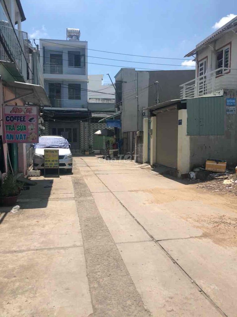Lô đất 10x30m lên đủ thô cư ngay sát Tân Phú thích hợp kinh doanh CHDV