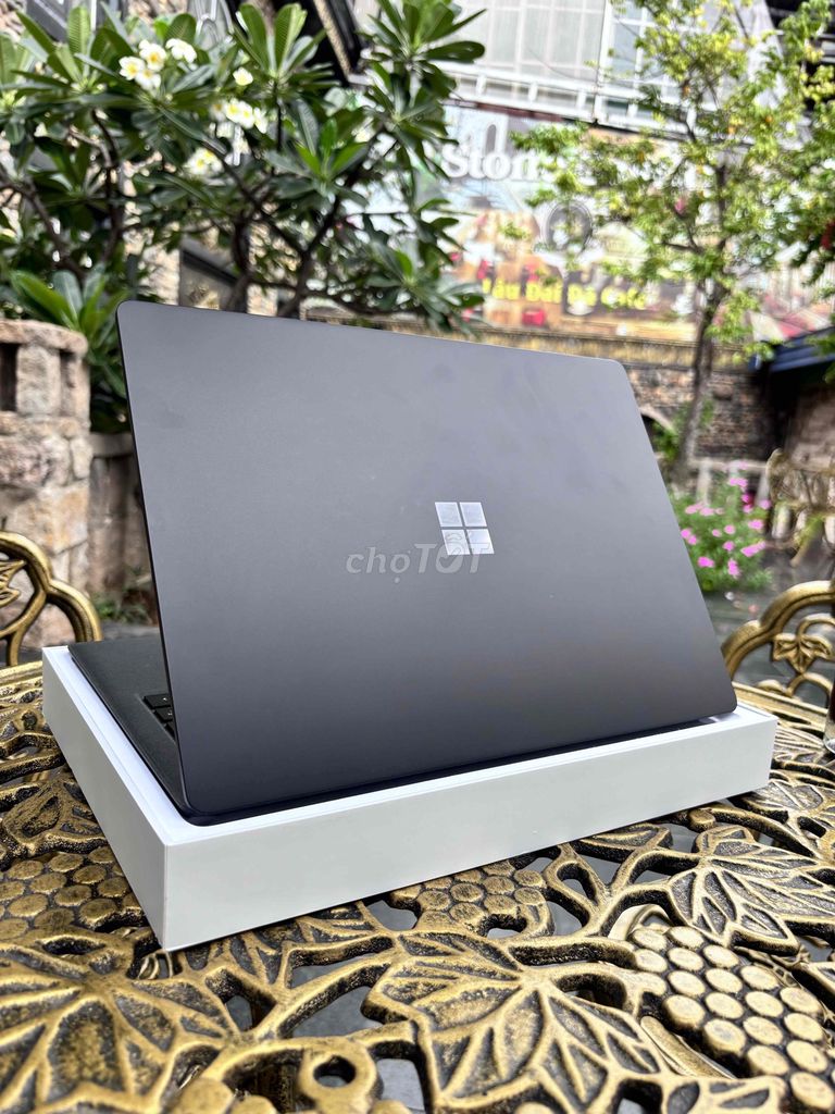 Microsoft Surface Laptop 1 i5 8GB/256GB Đen. Mua bán Laptop tại Quận Tân Phú Tp Hồ Chí Minh được đăng bởi TIENPHAT hình 1