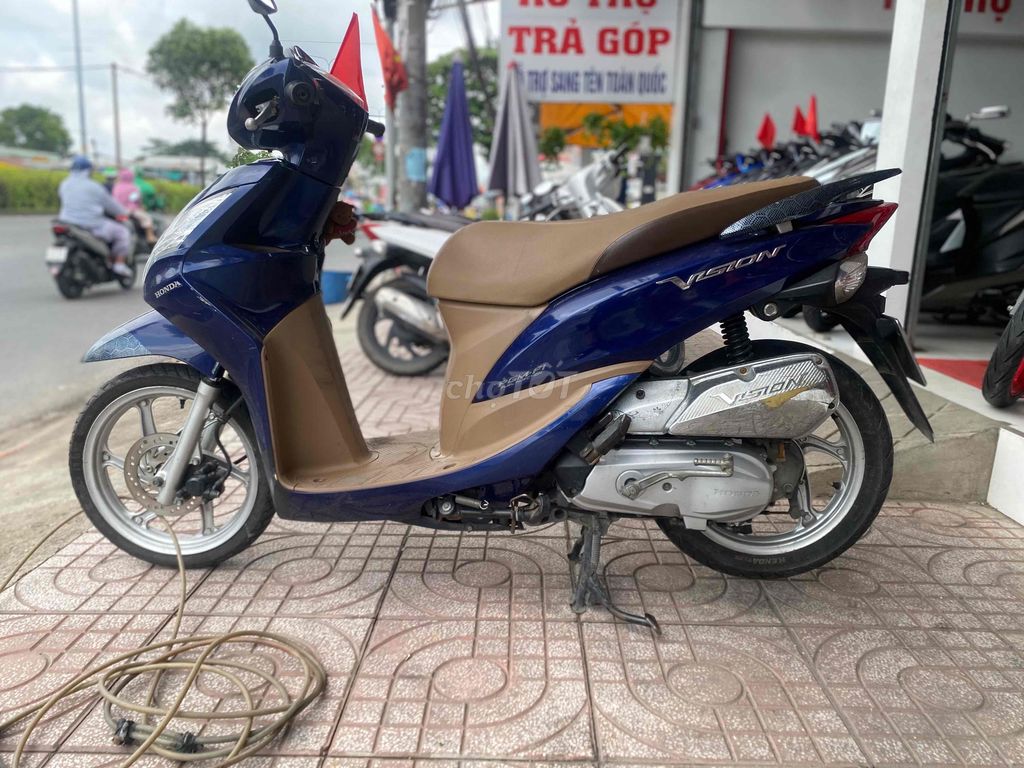 Honda Vision 110 đk 2013 màu xanh đen BST. Mua bán Xe máy tại Quận 12 Tp Hồ Chí Minh được đăng bởi Xe Máy Hoàng Giang An Sương  hình 3