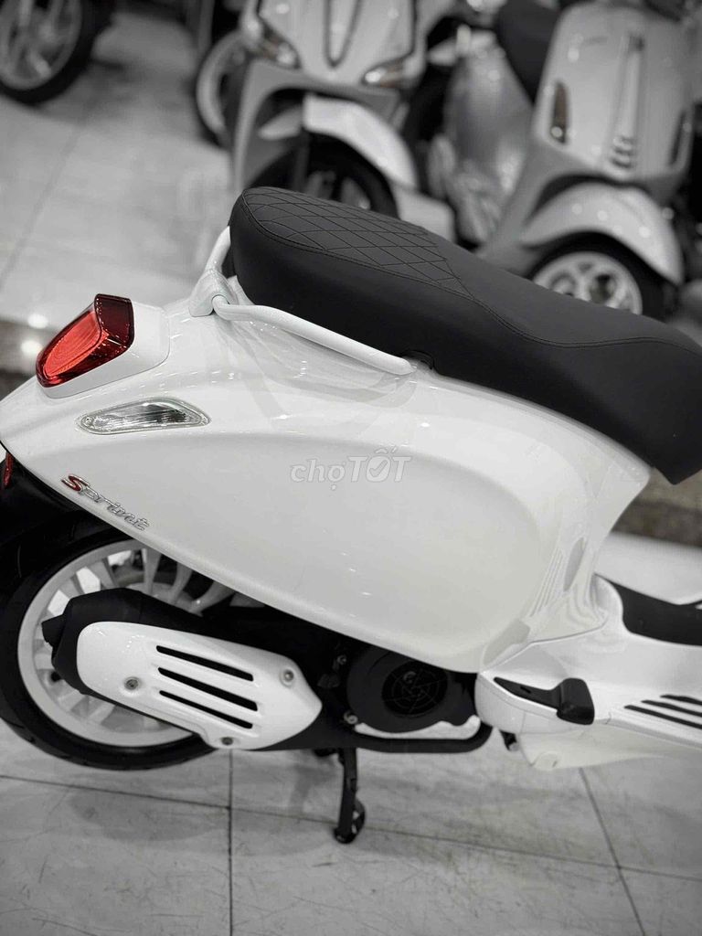 Piaggio Vespa 125 2018 Trắng. Mua bán Xe máy tại Thị xã Phú Mỹ Bà Rịa - Vũng Tàu được đăng bởi Cửa Hàng Xe Máy Phú Mỹ hình 14