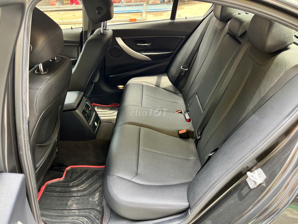BMW 320i 2016 XE GIA ĐÌNH 1 CHỦ TỪ ĐẦU MUA MỚI ĐẸP. Mua bán Ô tô tại Thành phố Thủ Đức Tp Hồ Chí Minh được đăng bởi Hiếu hình 19