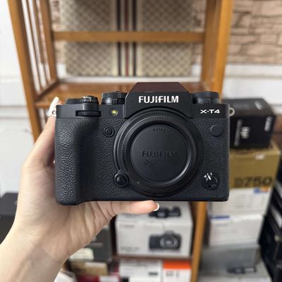 Fujifilm X-T4 & 17-70 F2.8 & 55-200 F3.5 & 56 F1.2. Mua bán Máy ảnh, Máy quay tại Quận Hai Bà Trưng Hà Nội được đăng bởi Máy Ảnh Nguyễn Cường
