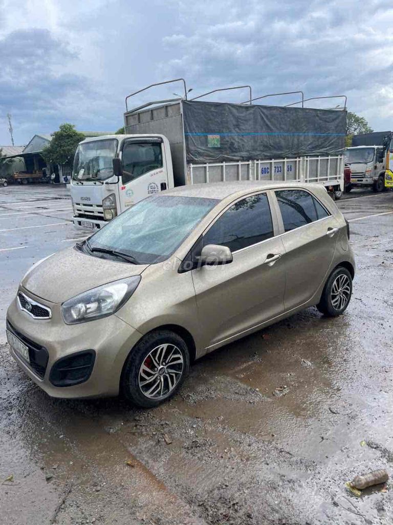 Kia Morning 2011 1.0 AT - 680000 km. Mua bán Ô tô tại Huyện Quỳnh Lưu Nghệ An được đăng bởi lê thị thanh hình 2