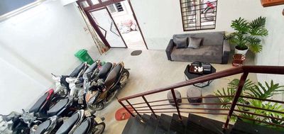 Townhouse 45 m² · 9 bed · Đường Hồ Tùng Mậu