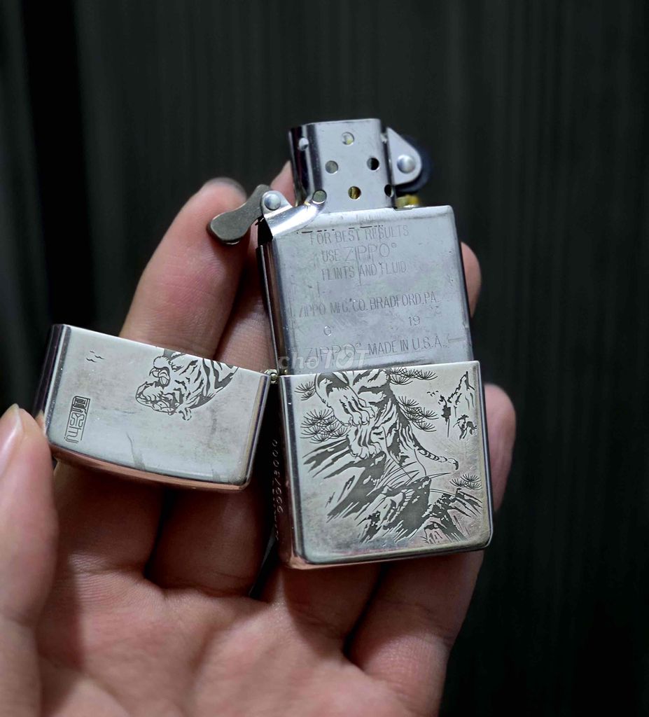 Zippo bạc nguyên khối vỏ dày Hổ limited