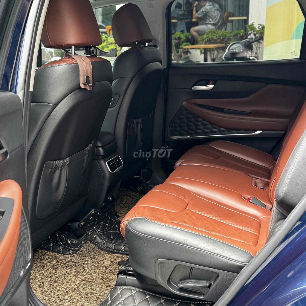 Hyundai Santafe 2023 Бензин 43000 км Синий