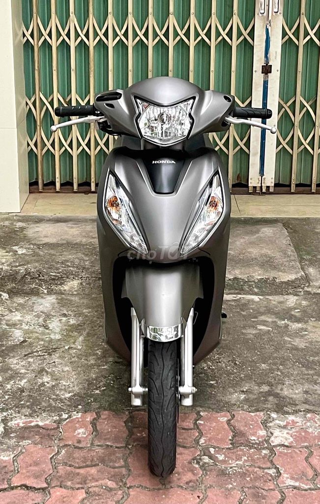 Honda Vision 2023 bao kí giấy. Mua bán Xe máy tại Thành phố Vũng Tàu Bà Rịa - Vũng Tàu được đăng bởi Cao Trí hình 1