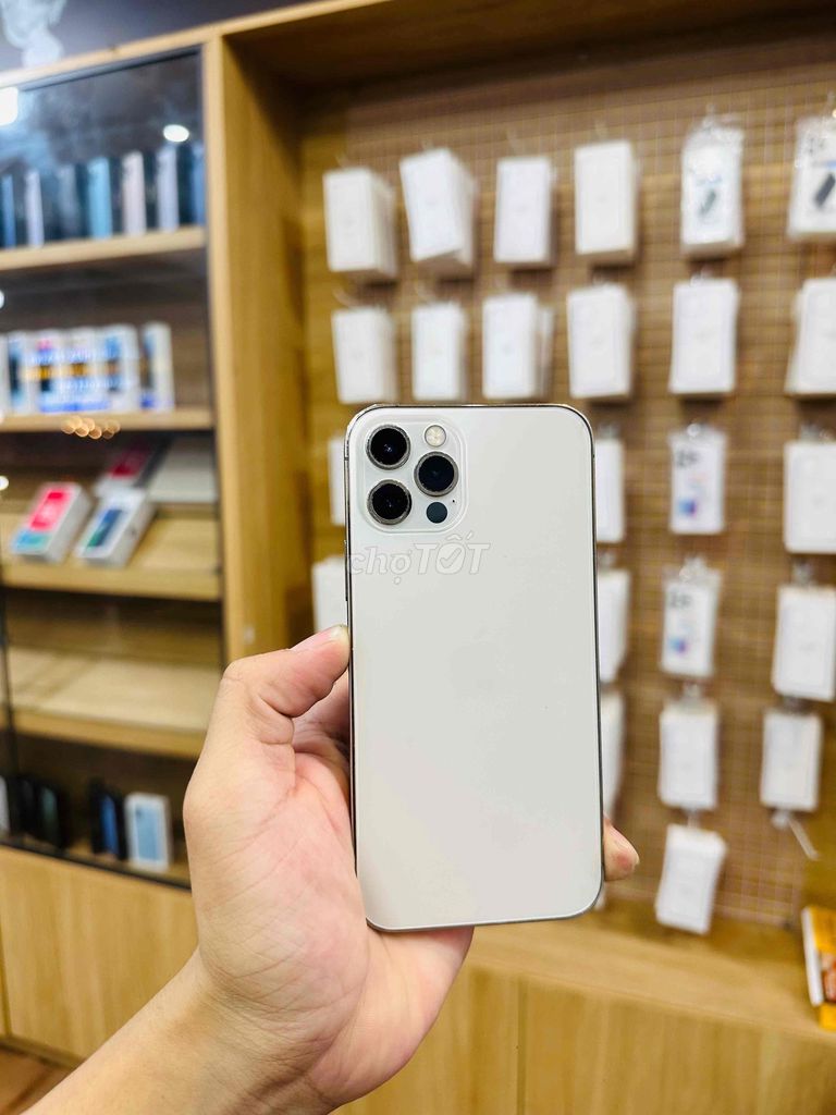 Apple iPhone 12 Pro 128GB. Mua bán Điện thoại tại Quận Liên Chiểu Đà Nẵng được đăng bởi Hoàng Tú MB hình 1