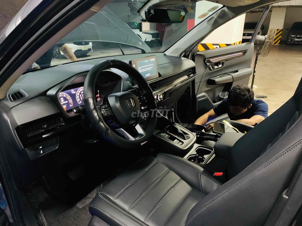 Honda CRV LAWD 2025 Lướt 20000km Siêu Đẹp Hãng Bán. Mua bán Ô tô tại Quận 7 Tp Hồ Chí Minh được đăng bởi Honda Ôtô SG Quận 7 hình 8