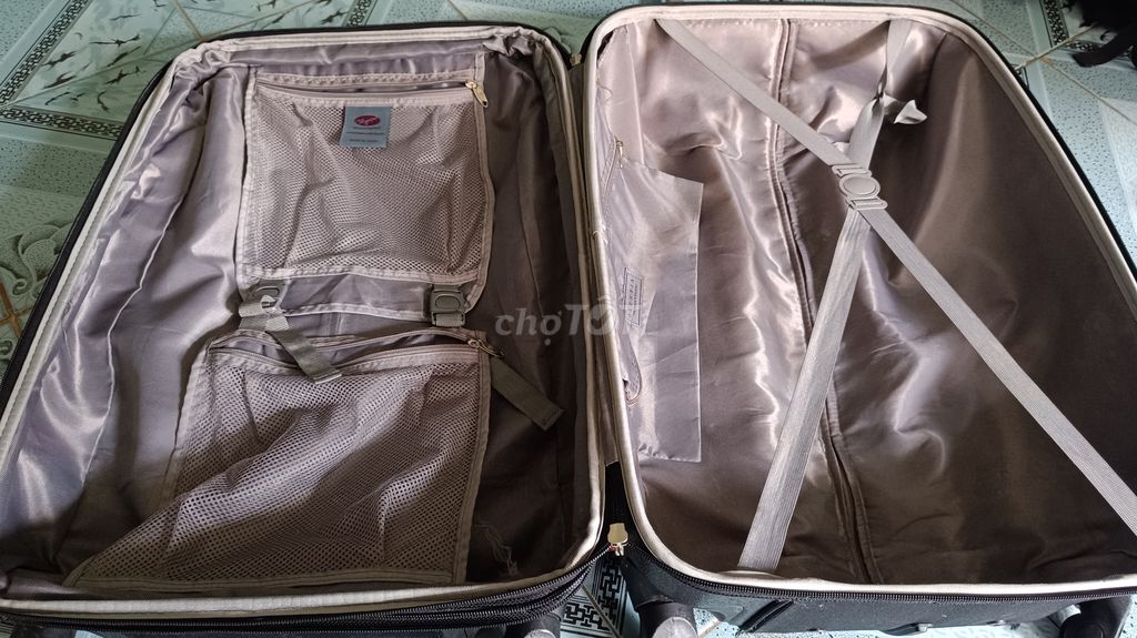 Vali Nhập Vải Khoảng 24 Lít