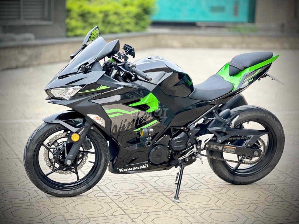 Kawasaki NINJA 400 abs  2021 biển 29-Xe mới đẹp. Mua bán Xe máy tại Quận Cầu Giấy Hà Nội được đăng bởi Tong motor xe may hình 4