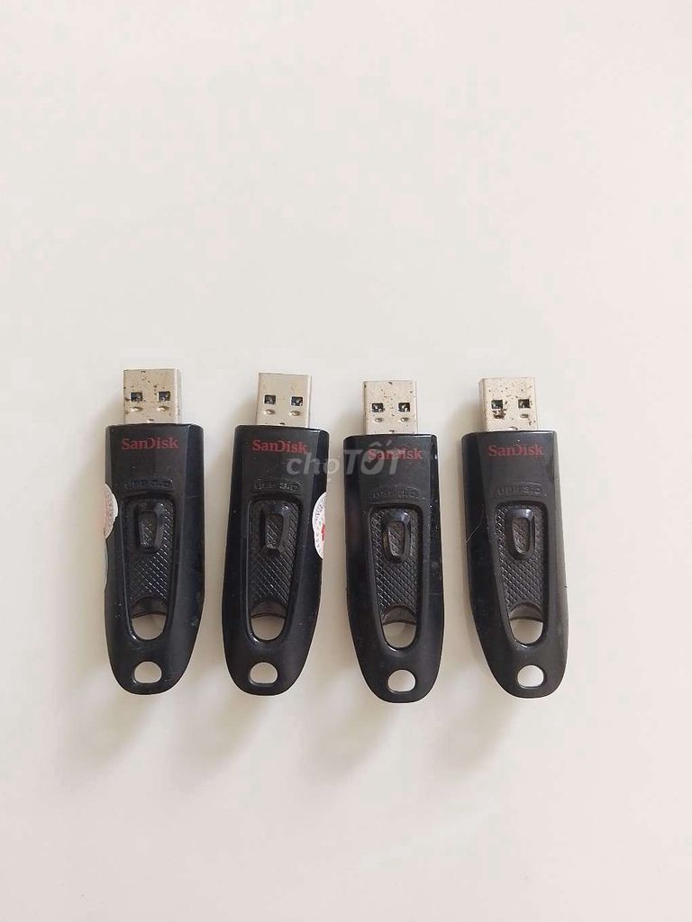 4 cái USB 3.0 Sandisk 16 GB chính hãng màu đen