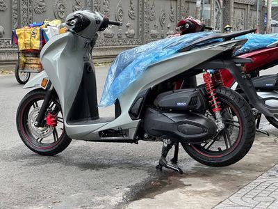 xe sh như hình. Mua bán Xe máy tại Quận 5 Tp Hồ Chí Minh được đăng bởi Nguyễn hoàng thông