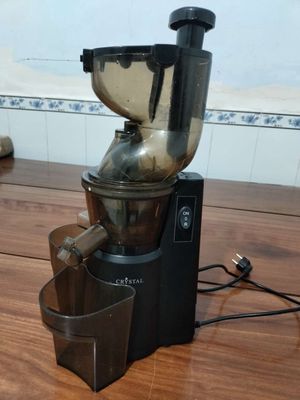 Máy Ép Chậm CRYSTAL ZZ821ML Mới Đẹp Như Hình. Mua bán Bếp, lò, đồ điện nhà bếp tại Quận 12 Tp Hồ Chí Minh được đăng bởi Thắng Trần