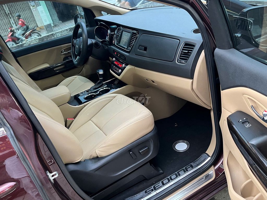 Масло полной версии Kia Sedona модели 2021