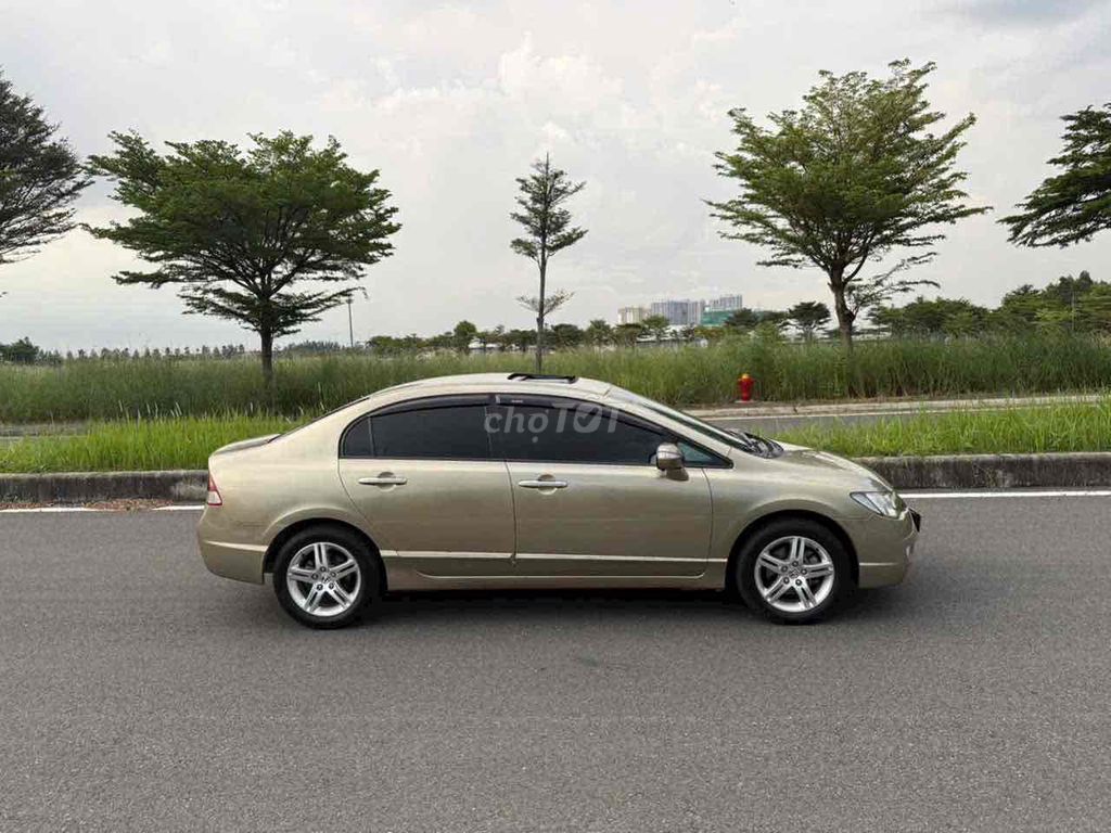 Honda Civic 2009 - 97000 km. Mua bán Ô tô tại Thành phố Thủ Dầu Một Bình Dương được đăng bởi Quốc An hình 7