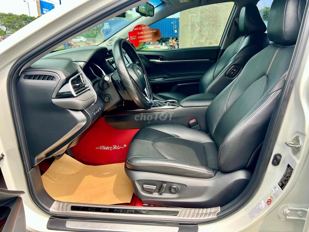 Toyota Camry 2.5Q 2019 màu trắng ngọc trai. Mua bán Ô tô tại Thành phố Thủ Đức Tp Hồ Chí Minh được đăng bởi Hữu Phúc hình 16