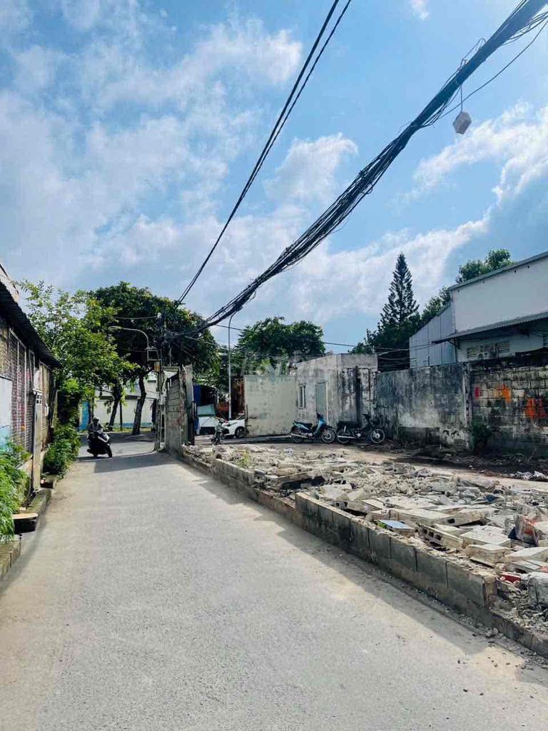 BÁN LÔ  MẶT TIỀN ĐƯỜNG SỐ 8, HIỆP BÌNH PHƯỚC - 312m2 - 15,6 tỷ