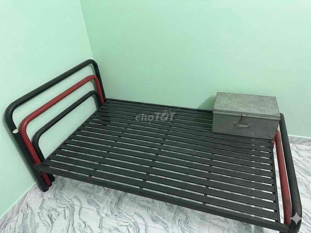 Giường kim loại 2m x 1m2. Mua bán Giường, chăn ga gối nệm tại Huyện Cần Đước Long An được đăng bởi Mỹ Hằng hình 1