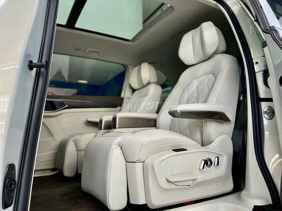 Volkswagen Viloran 2025 Bản Cao QT Hấp Dẫn. Mua bán Ô tô tại Quận Tân Bình Tp Hồ Chí Minh được đăng bởi Phương Thảo hình 3