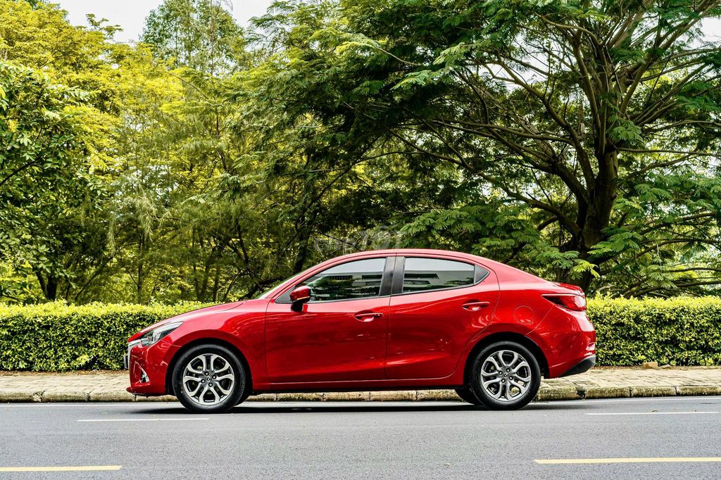 Mazda 2 Luxury 2019 - xe gia đình, giữ rất kỹ. Mua bán Ô tô tại Quận Bình Tân Tp Hồ Chí Minh được đăng bởi Trường Nguyễn Xe Sang hình 7