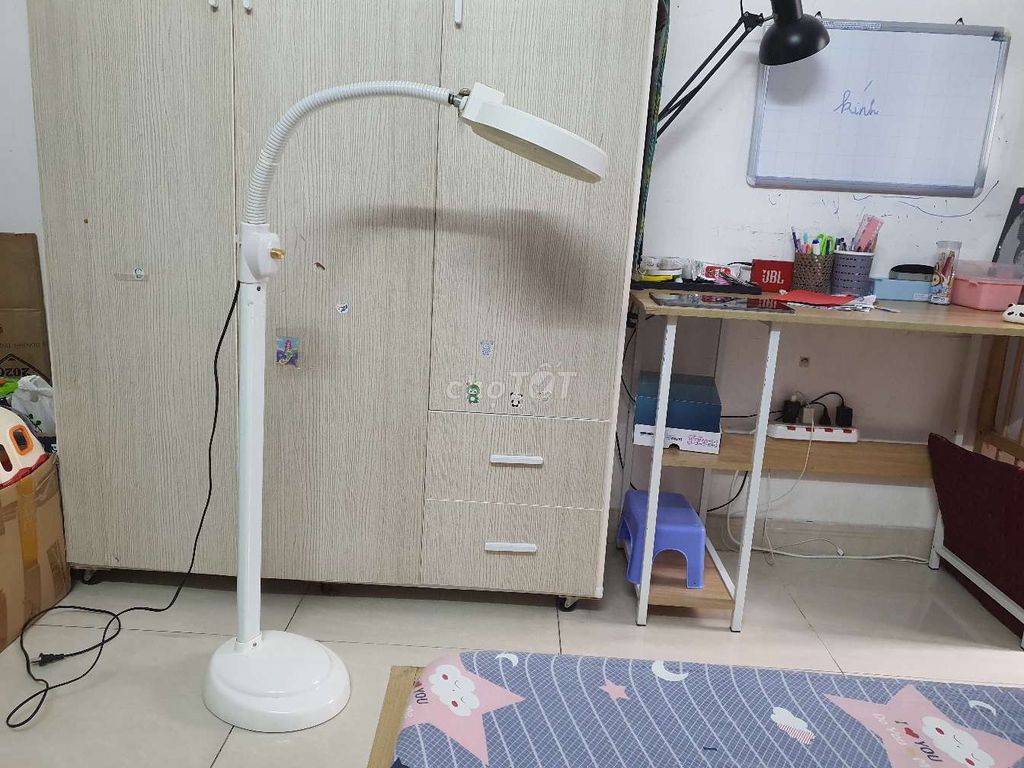 Đèn uốn hớt tóc kính hiển vi phóng to. Mua bán Đèn tại Quận 5 Tp Hồ Chí Minh được đăng bởi Anh LỘC hình 1