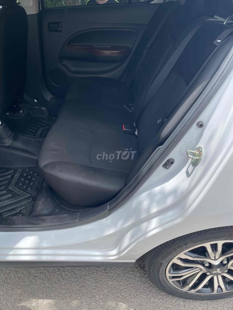 Mitsubishi Attrage 2021 1.2L CVT - 60000 km