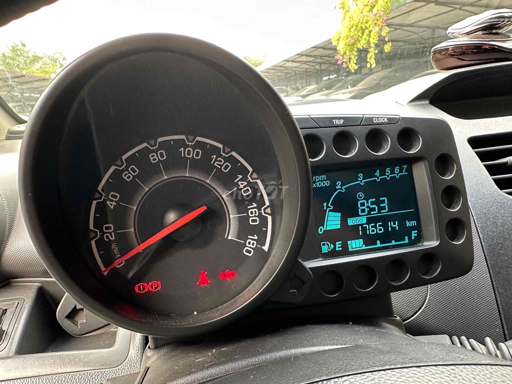 Chevrolet Spark Van 2011 Đk 2015 1.0AT Xanh Nhập. Mua bán Ô tô tại Quận Cầu Giấy Hà Nội được đăng bởi Vũ Kiên hình 16