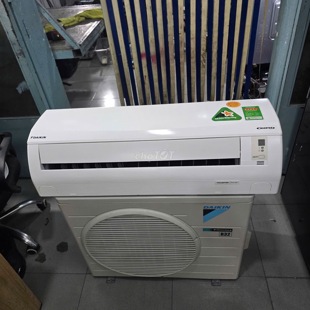 Máy lạnh Daikin 1HP Inverter Diệt khuẩn, Nhẹ điện. Mua bán Máy lạnh, điều hoà tại Quận 3 Tp Hồ Chí Minh được đăng bởi QUANG PHÁT hình 1