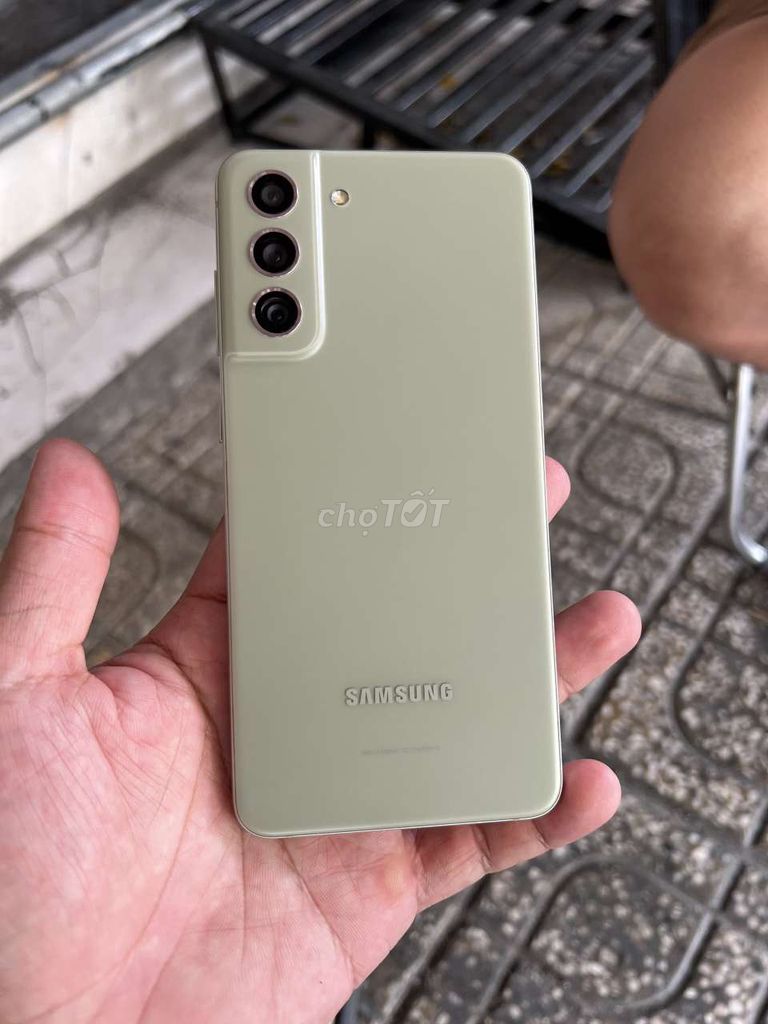 Samsung S21FE 256GB Xanh lá. Mua bán Điện thoại tại Quận 1 Tp Hồ Chí Minh được đăng bởi Mr T hình 1