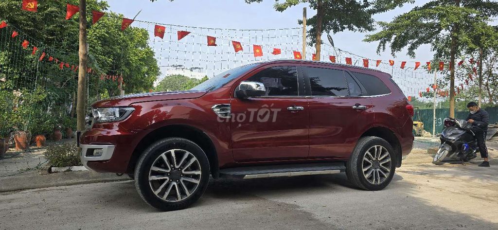 Ford Everest 2020 2.0 Bi-Turbo Titanium hai cầu. Mua bán Ô tô tại Quận Long Biên Hà Nội được đăng bởi Thành Huỳnh xuân hình 2