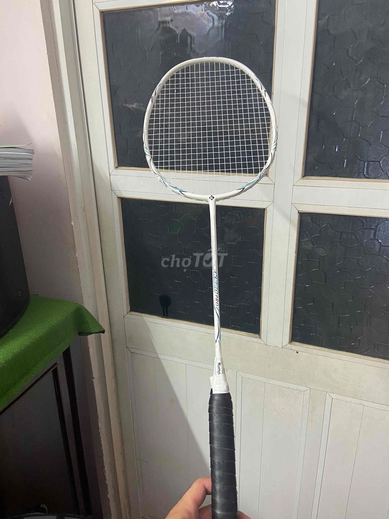 Vợt cầu lông K520 Pro Trắng. Mua bán Đồ thể thao, Dã ngoại tại Quận Bình Tân Tp Hồ Chí Minh được đăng bởi Châu Lâm hình 1