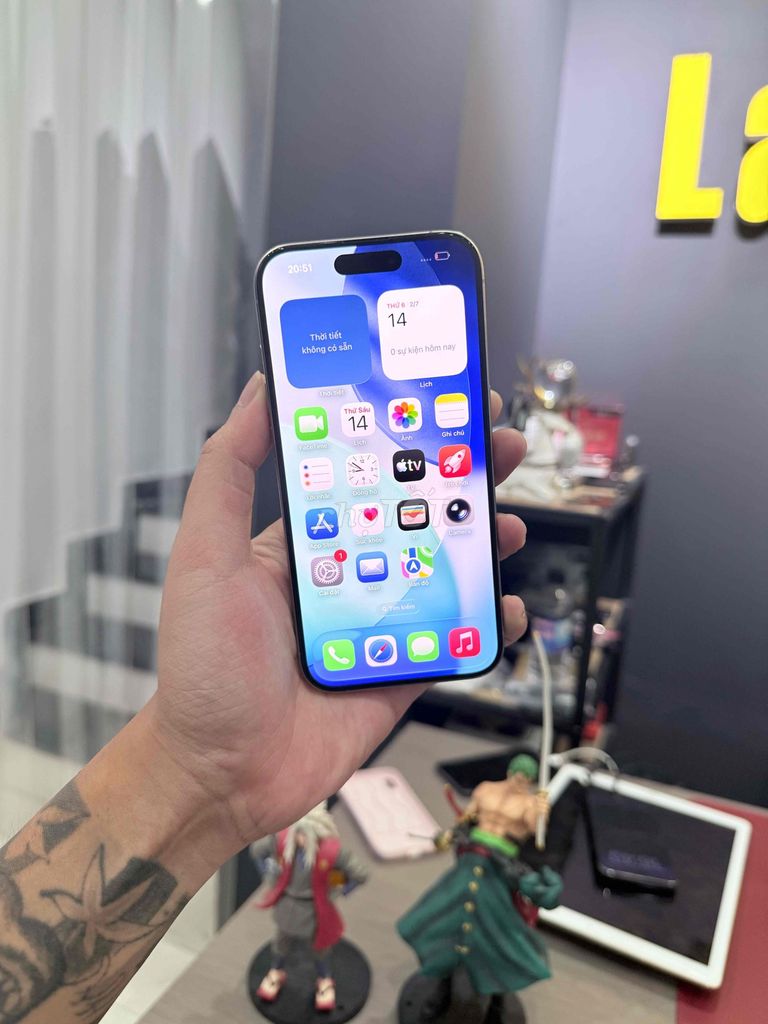 Apple iPhone 15 Pro 256GB Xám. Mua bán Điện thoại tại Quận Đống Đa Hà Nội được đăng bởi KT Hà Nội Mobile hình 1