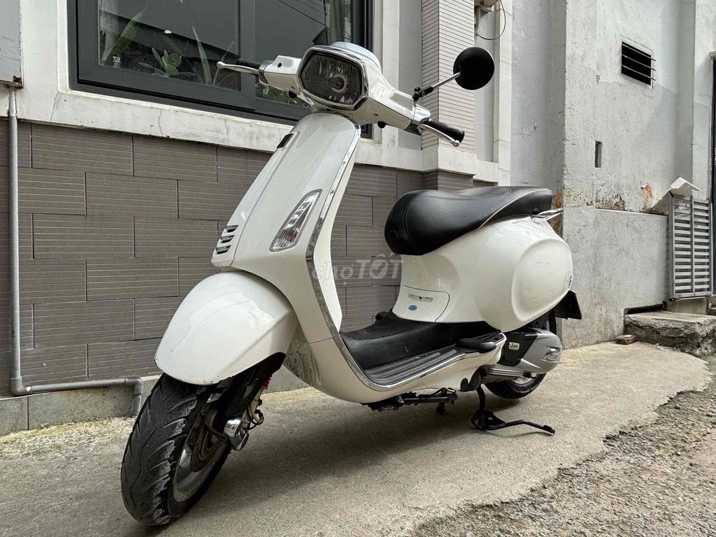 chủ xe bán Sprint 2017 máy iget. odo 24k. bstp.. Mua bán Xe máy tại Huyện Hóc Môn Tp Hồ Chí Minh được đăng bởi Long hình 3