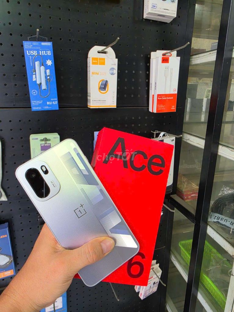 OnePlus ACE 6 Snap8 Elite 12GB/256GB/zin keng 99%. Mua bán Điện thoại tại Quận Ninh Kiều Cần Thơ được đăng bởi QYN hình 1