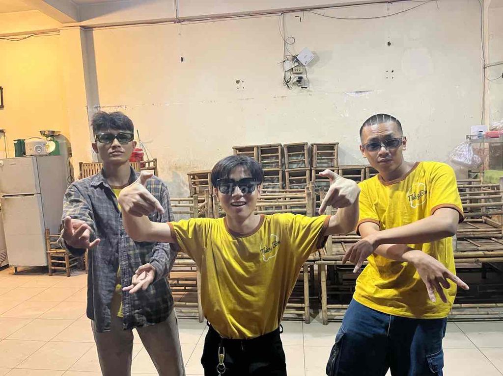 [ BAO ĂN Ở] TUYỂN PHỤ BẾP + PHỤC VỤ. Việc làm Nhân viên phục vụ tại Quận 7 Tp Hồ Chí Minh được đăng bởi Mai Thị Diễm Trinh hình 2