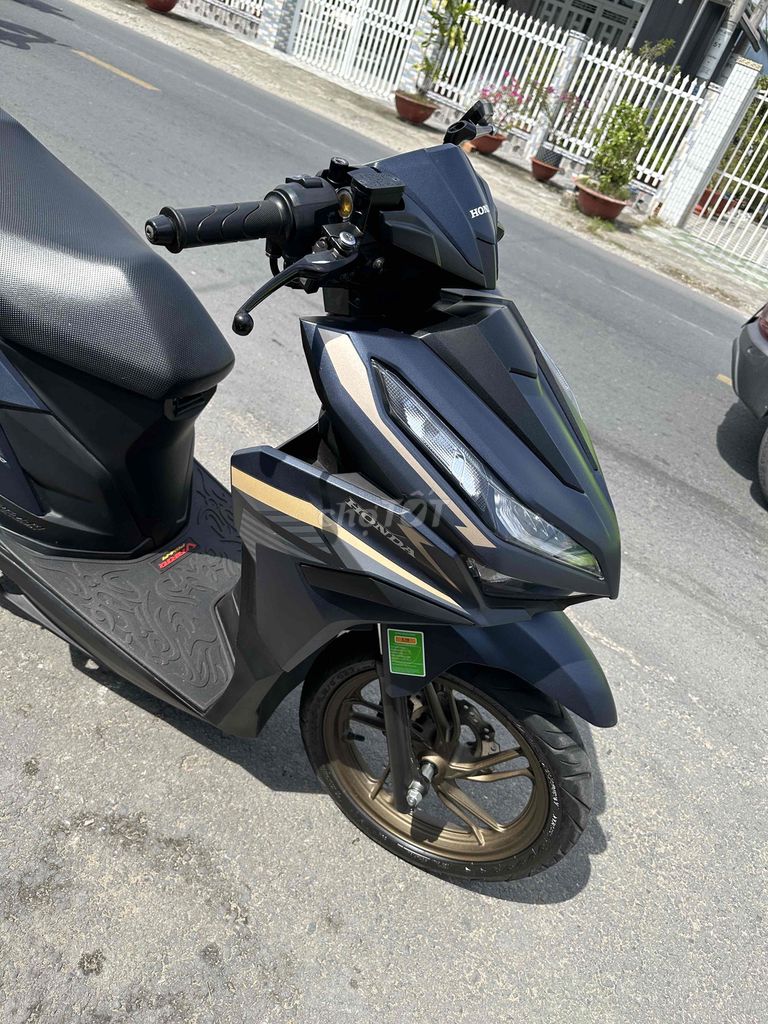 Honda Vario 125 Xám đen Zin. Mua bán Xe máy tại Huyện Thới Lai Cần Thơ được đăng bởi Trường nguyễn hình 4
