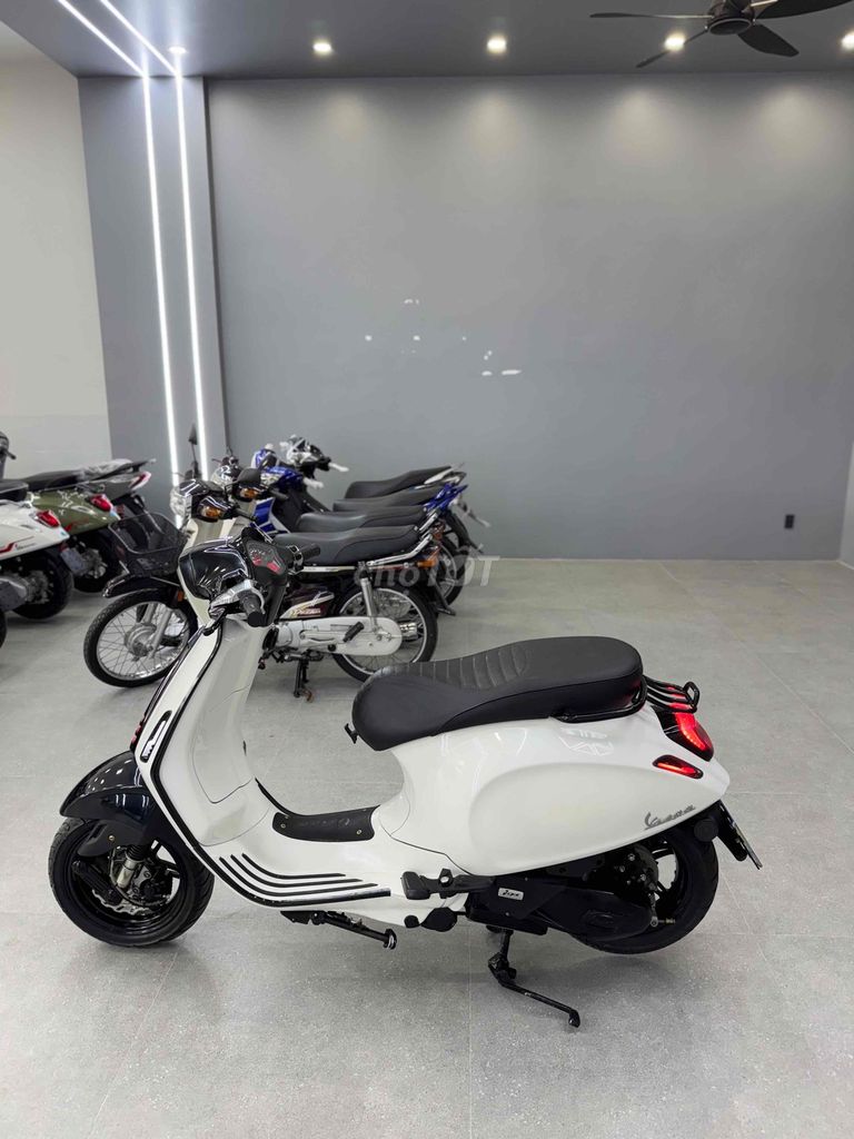 Vespa Sprint 125Abs 2019 xe đẹp nhiều đồ chơi sẵn. Mua bán Xe máy tại Quận Cái Răng Cần Thơ được đăng bởi Cửa Hàng Xe Máy Quang Sang hình 5