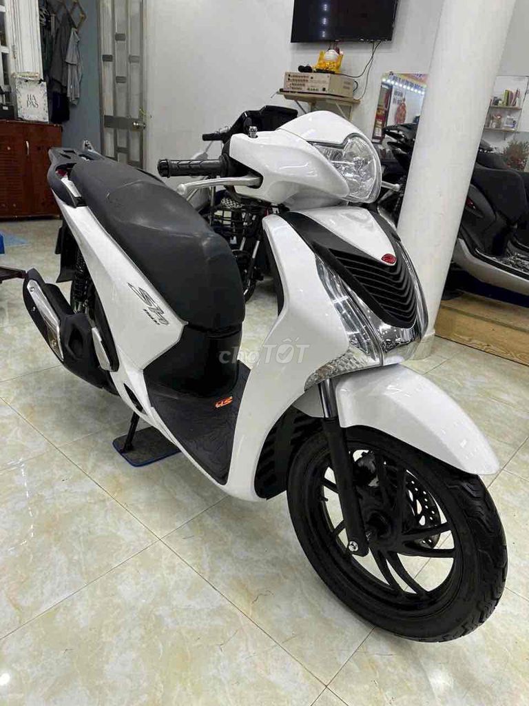 Хонда SH 150cc 2015 Белая