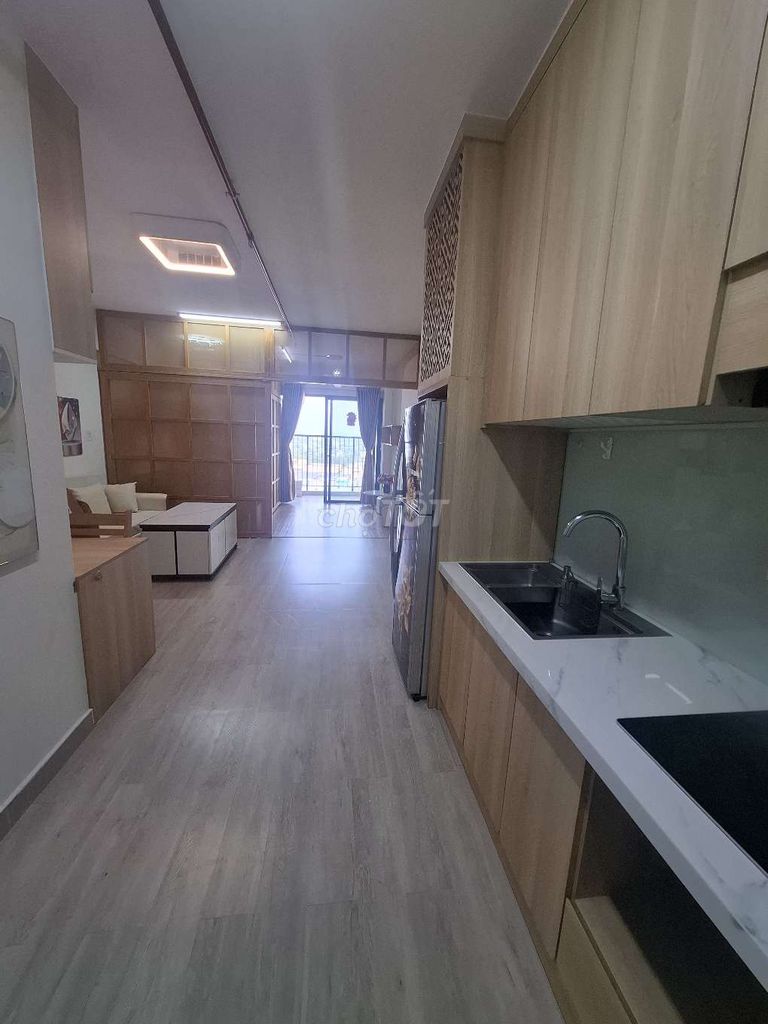 Chủ ngộp ngân hàng bán gấp căn 1Pn  full nội thất view hồ bơi Block C