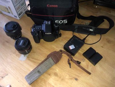 Máy ảnh Canon 70D + kit 18-55 + YN50 F1.8 II đẹp