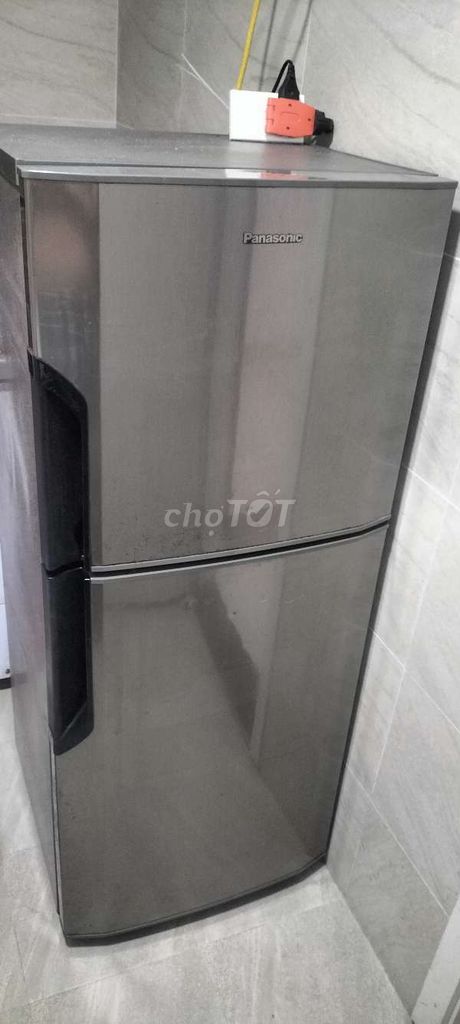 Tủ lạnh Panasonic NR-BJ185MSVN Xám 185 lít. Mua bán Tủ lạnh tại Quận Tây Hồ Hà Nội được đăng bởi Linh Cương hình 1